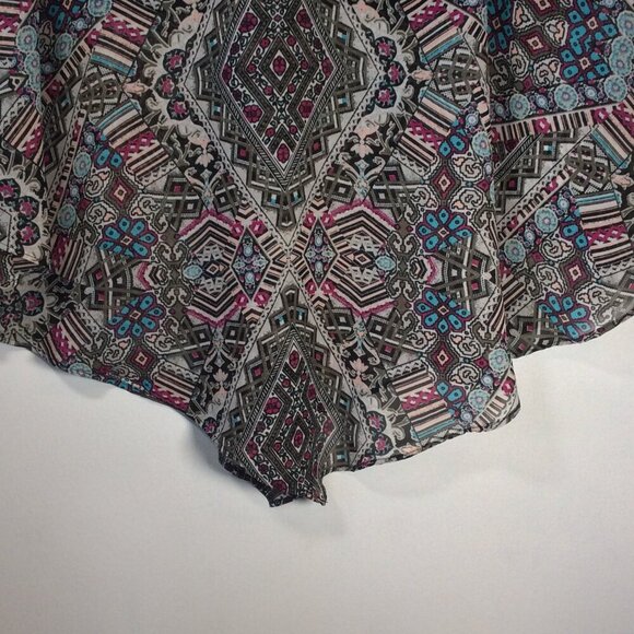 Maurice’s Geometric Asymmetrical Skirt Size Medium - Picture 5 of 10